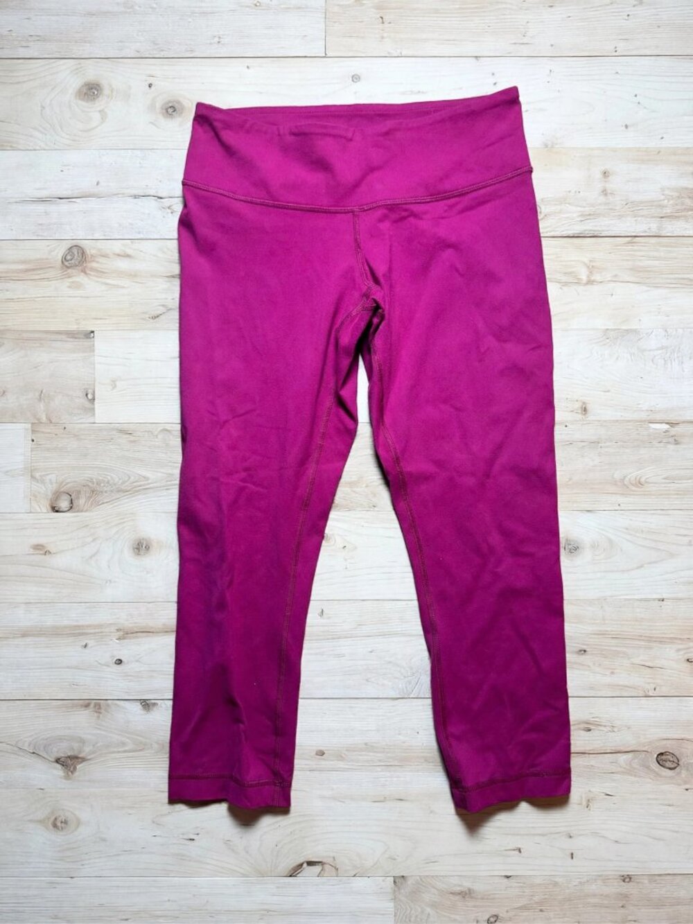 lululemon Pace Rival Crop Leggings Magenta Size 6 22"